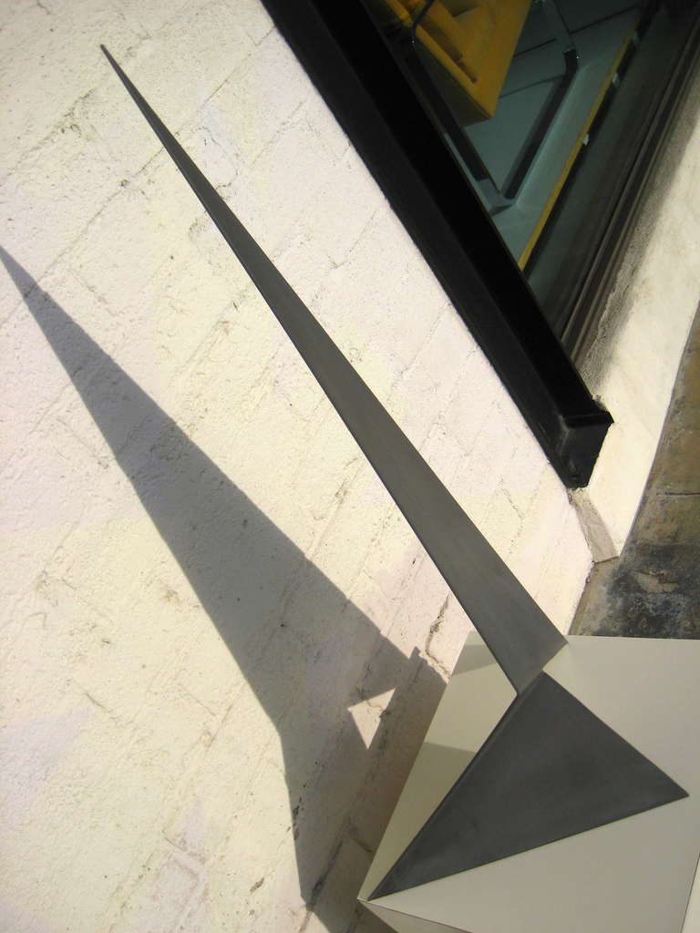 An Original Signed Sculpture by American Artist Charles Tauss In Excellent Condition In Palm Springs, CA