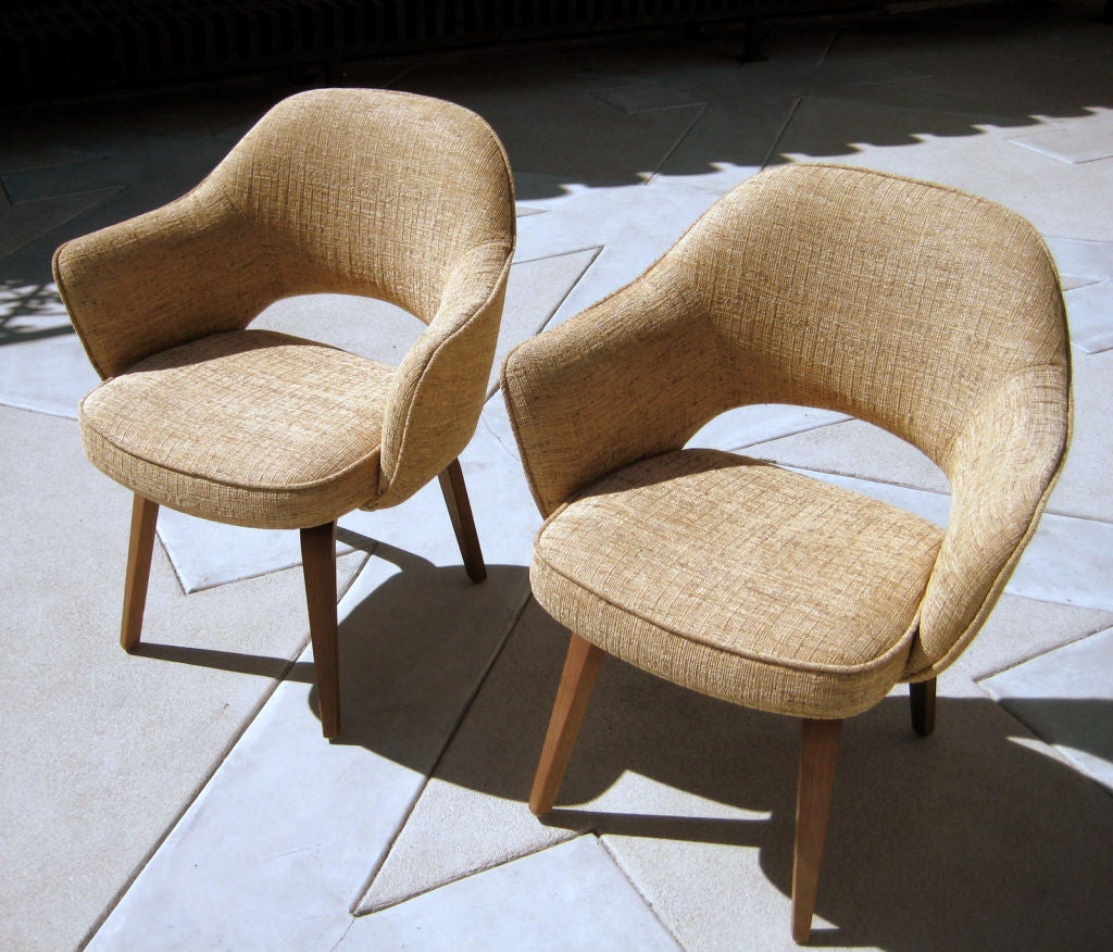 A pair of Eero Saarinen 