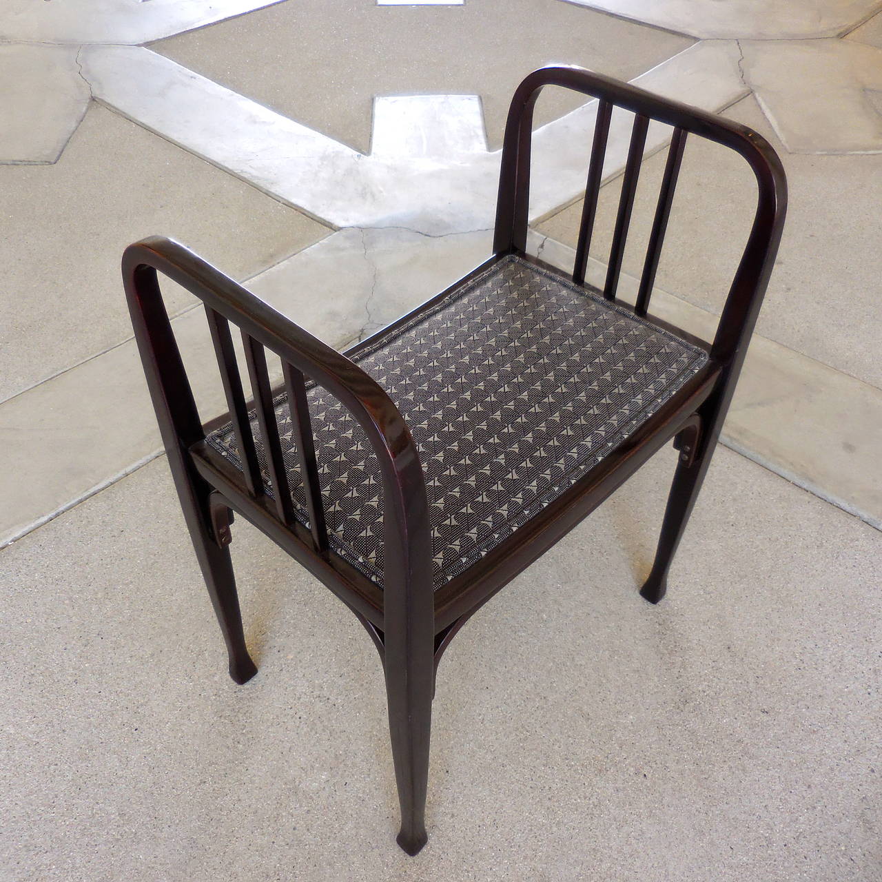 Austrian Handsome Vienna Werkstatte Bench by Thonet, circa 1905