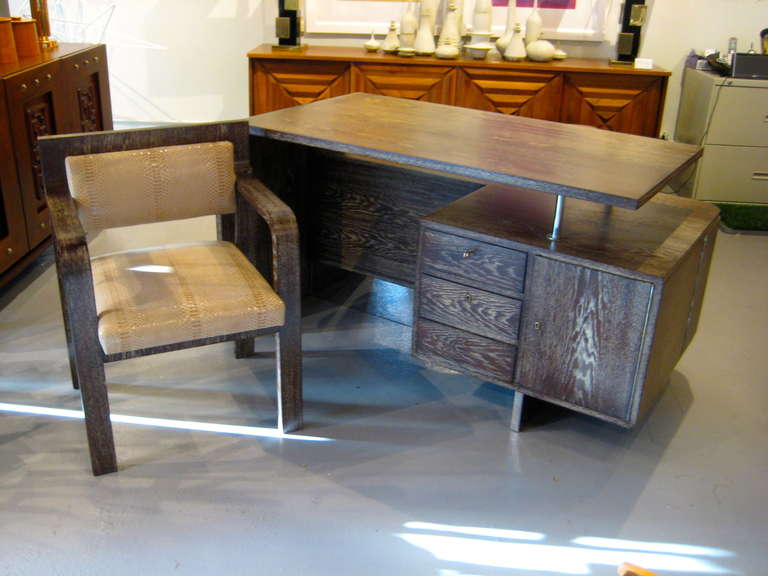 Art Moderne Cerused Oak Waterfall Desk with Matching Chair, Circa 1940s In Excellent Condition In Palm Springs, CA