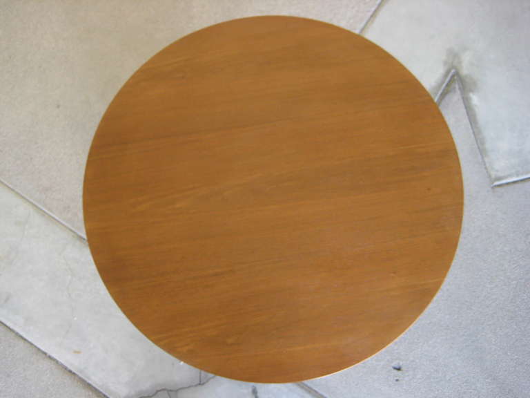 American Side Table No.1641 in Walnut by T.H. Robsjohn-Gibbings for Widdicomb, 1950s
