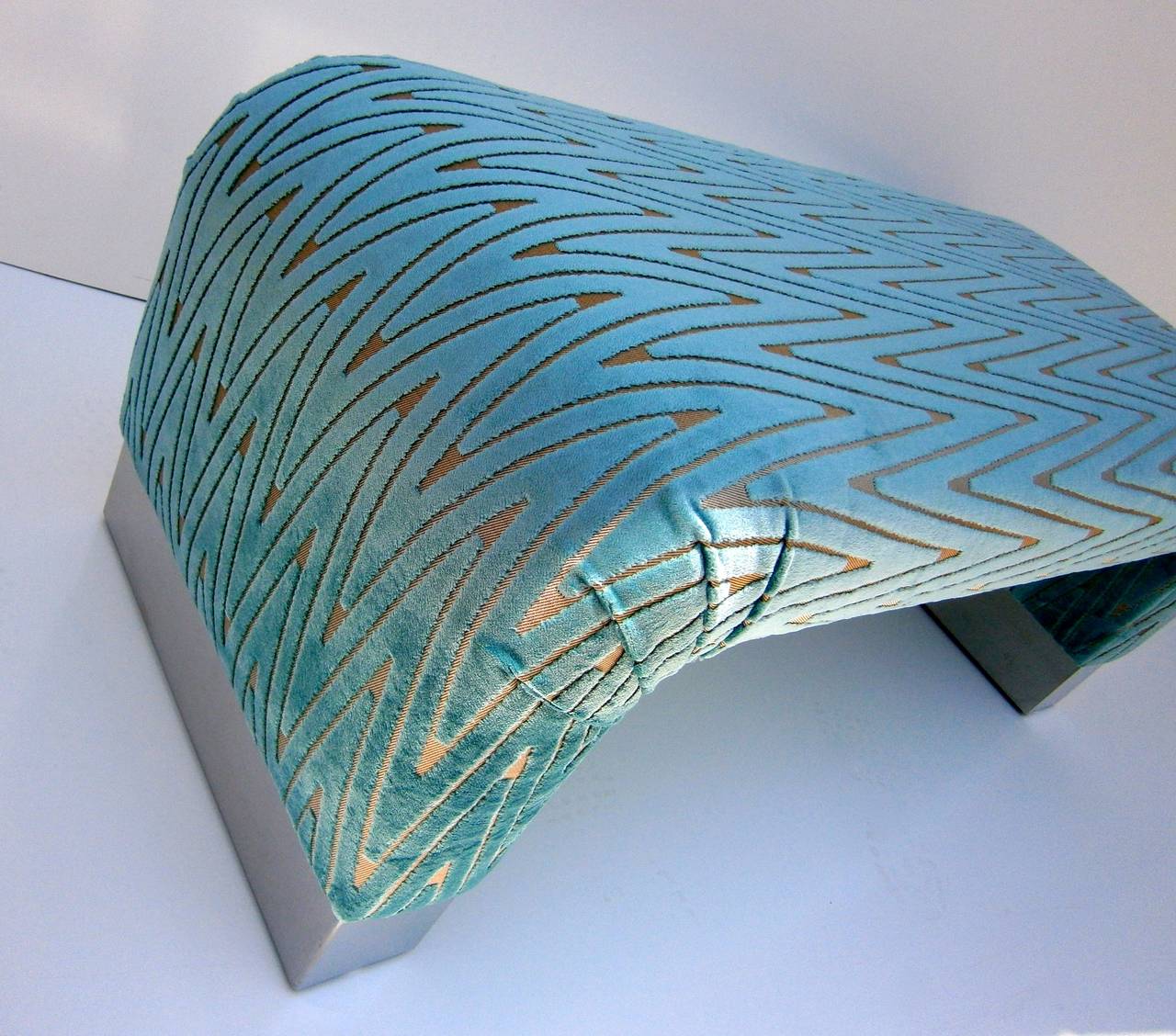 Luxurious Upholstered Waterfall Bench in the Style of Steve Chase.  C. 1992 1