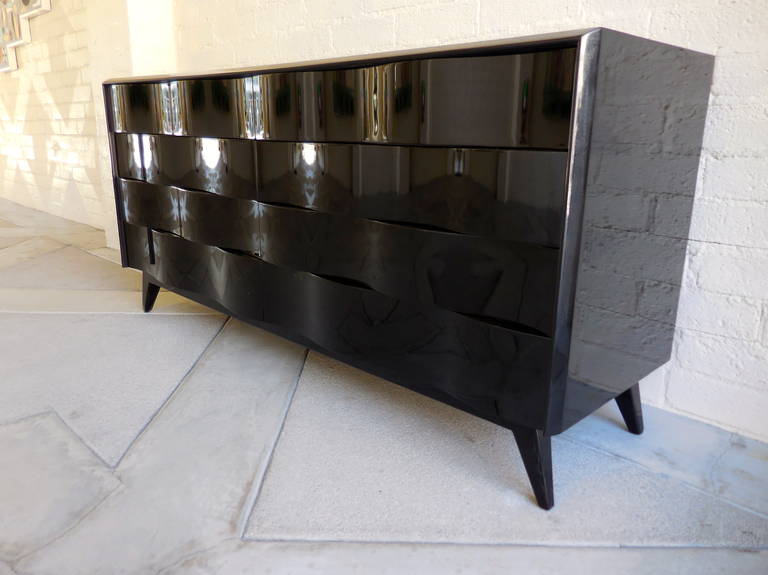 Swedish Obsidian Lacquered Birchwood Chest by Edmond Spence, circa 1950 4