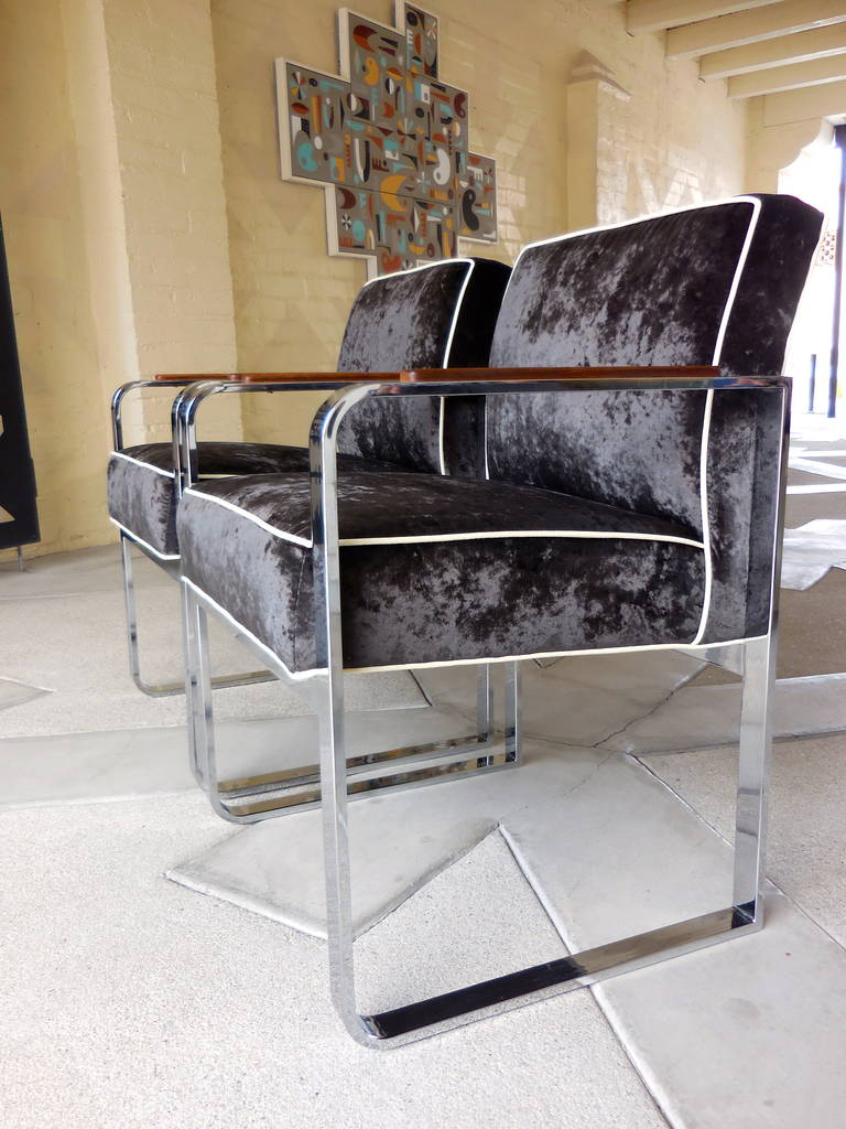 Mid-Century Modern Pair of Chrome-Plated Armchairs Attributed to Milo Baughman for DIA