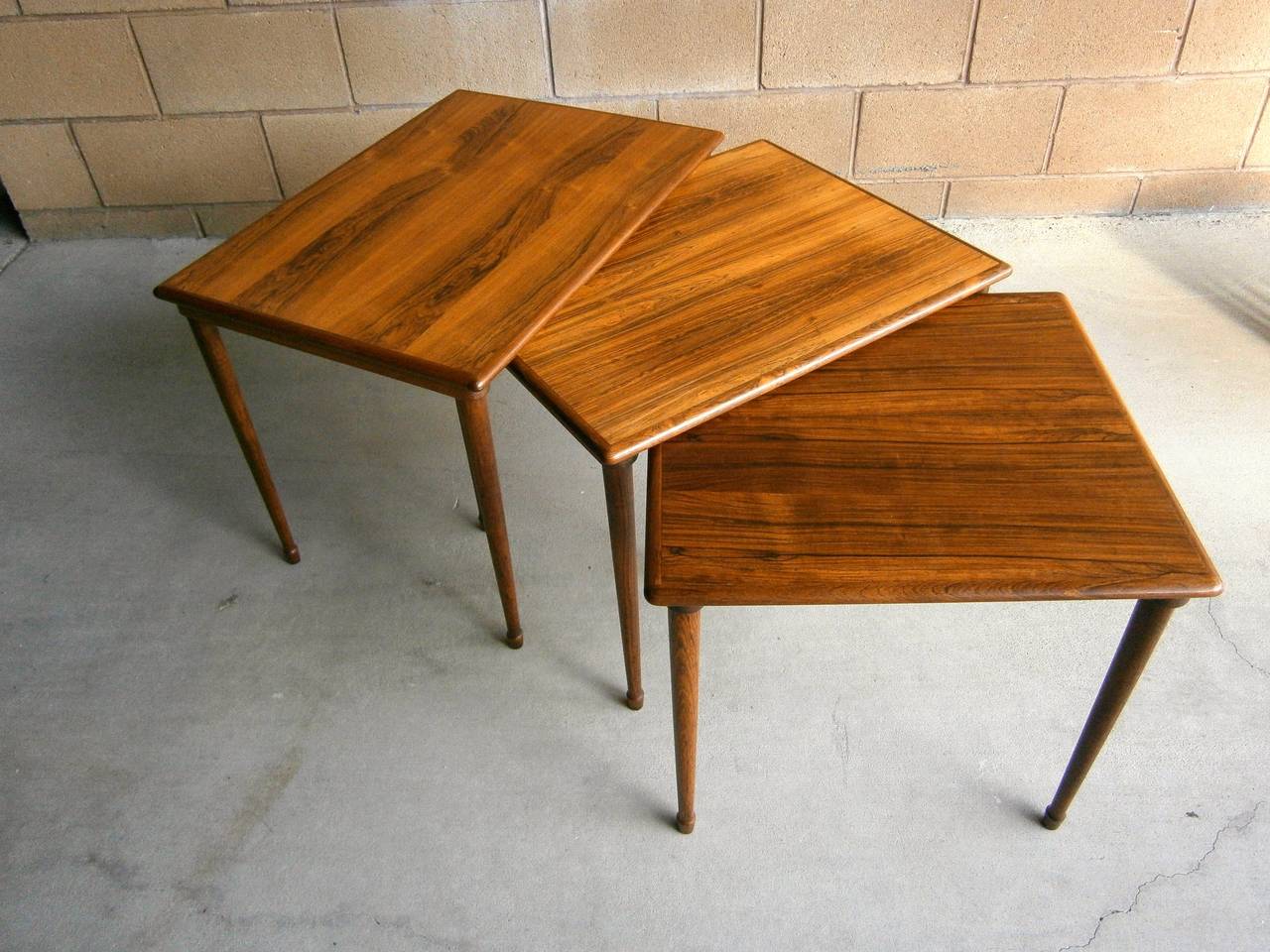 Trio of Norwegian Rosewood Stacking Tables Made by Brode Blindheim  C.1960s In Excellent Condition For Sale In Palm Springs, CA