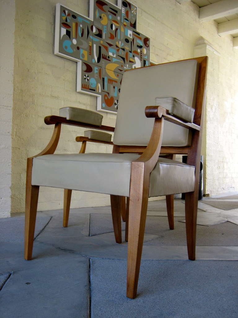 Mid-20th Century Pair of Sycamore and Leather Armchairs in the Style of Andre Arbus