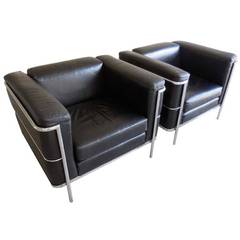 Pair of Supple Leather LC3 Club Chairs in the Style of Le Corbusier, circa 1986