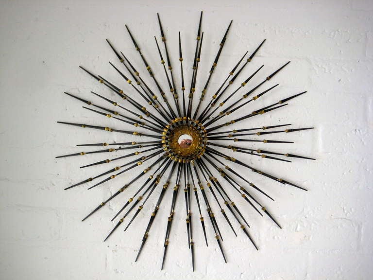 Radiant wall sculpture by American artist Del Williams For Sale 1