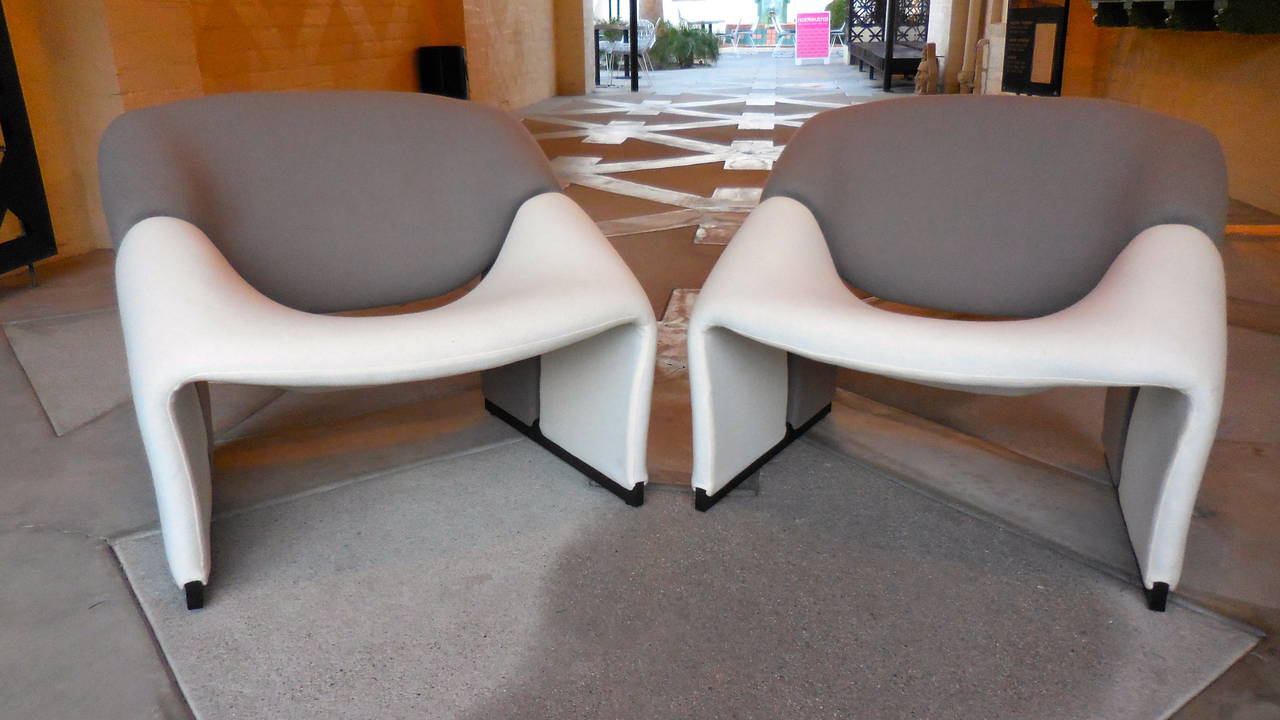 Mid-Century Modern Handsome First Edition F598 Groovy Chairs by Pierre Paulin, circa 1970s
