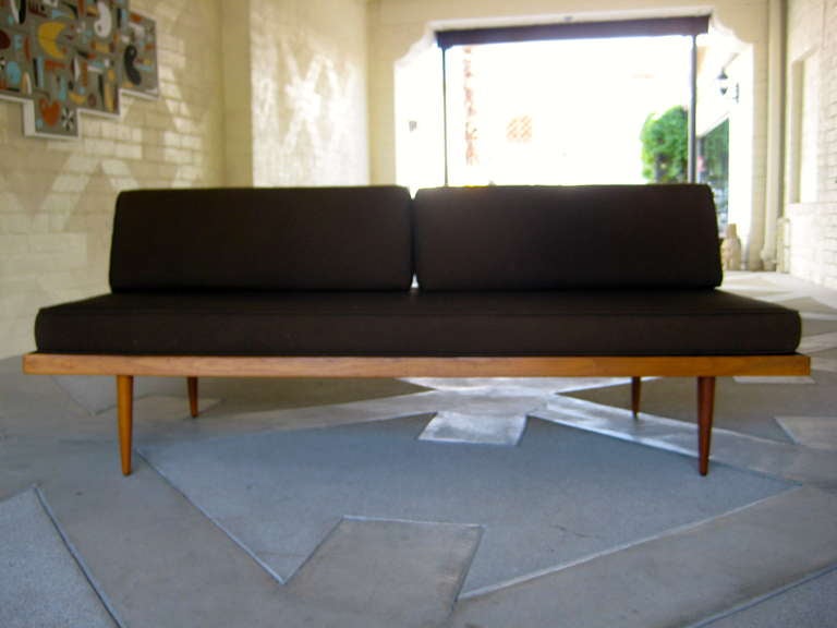 Mid-Century Modern A 1950's Teak Daybed / Sofa In The Style Of Peter Hvidt.