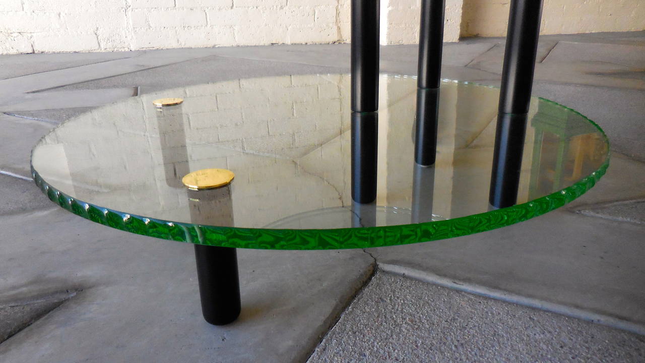 Multi-Tiered Table in the Style of Fontana Arte, circa 1950s In Excellent Condition For Sale In Palm Springs, CA