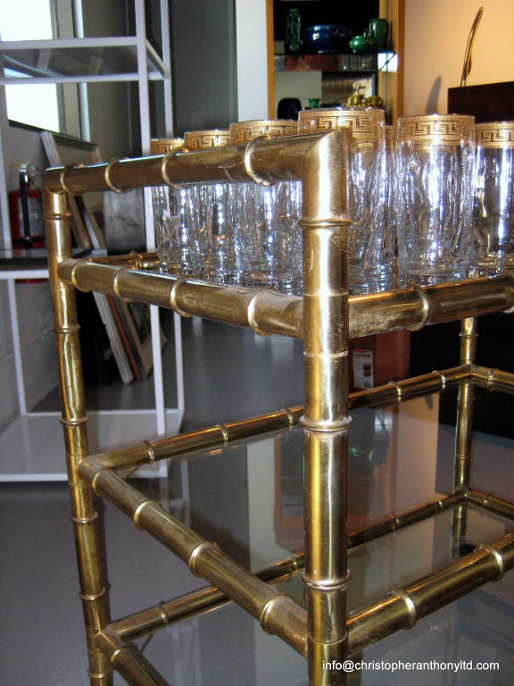 A Large Italian Brass Bamboo Drinks Trolley / Bar Cart In Excellent Condition In Palm Springs, CA
