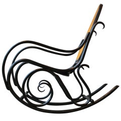 Early Rocking Chair by Thonet 
