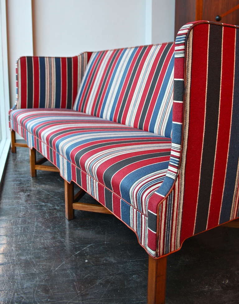 Danois Kaare Klint - Grand canapé à rayures en vente