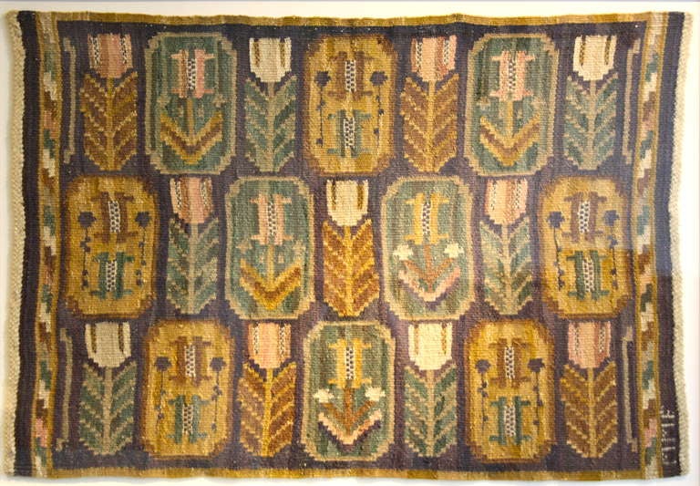 Beautiful wall hanging by MMF designed in 1931 in the early stages of her career. Great original condition.