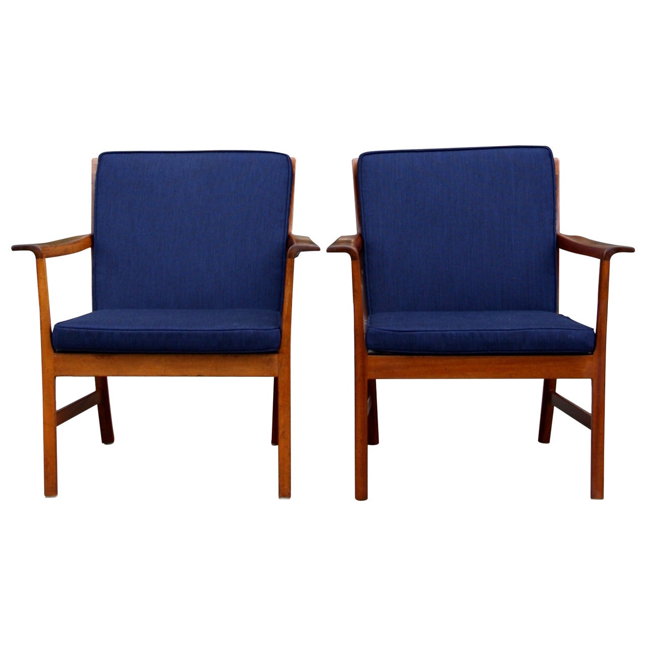 Ole Wanscher Pair of Armchairs For Sale