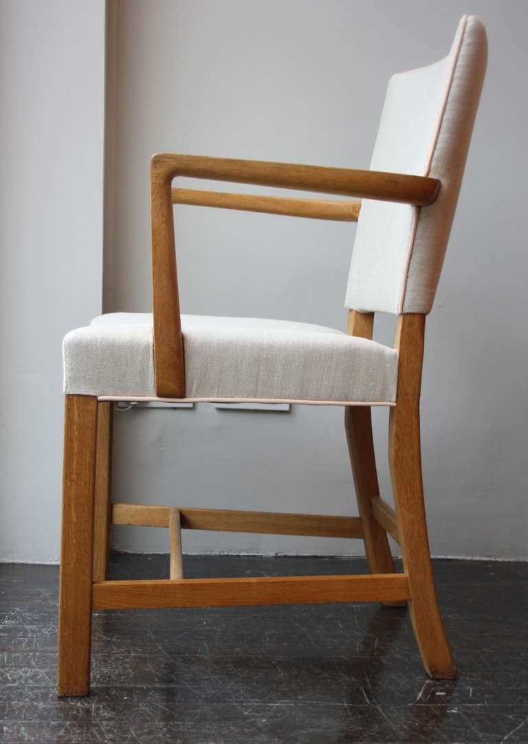 Mid-20th Century Exceptional Set of 8 Very Early Kaare Klint Dining Chairs 