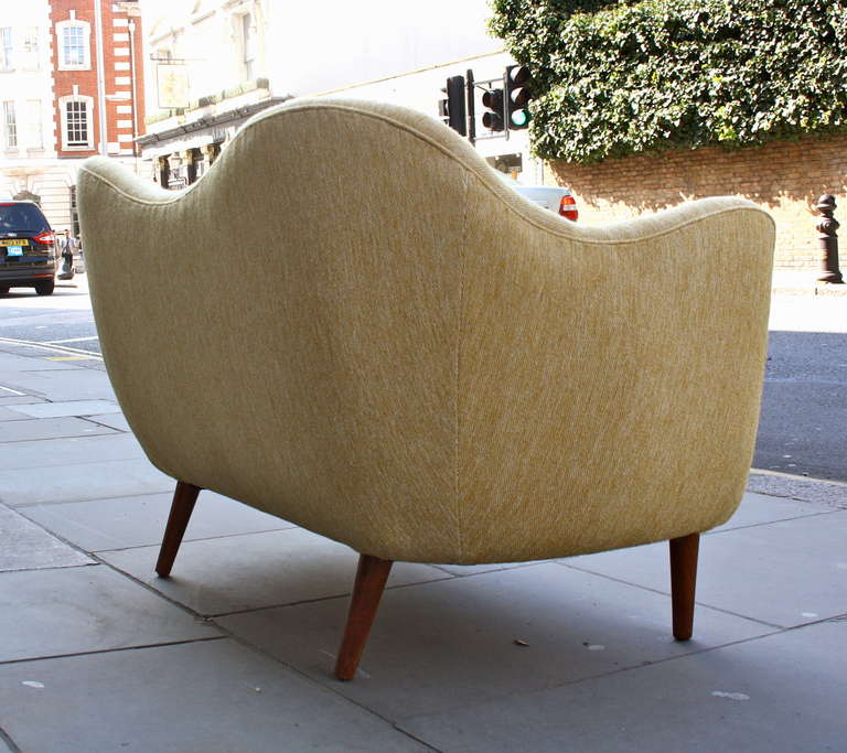 finn juhl poet sofa