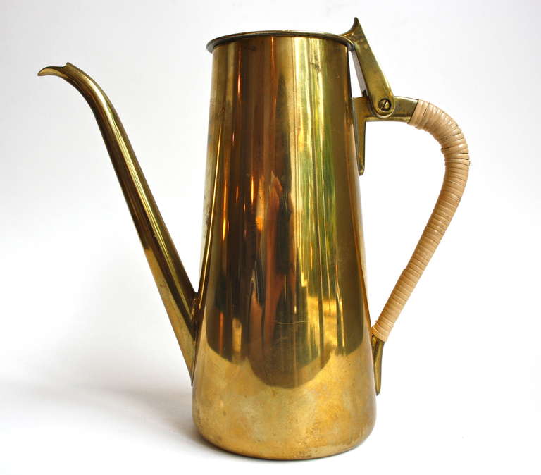 Brass and wicker coffee pot by Carl Aubock. Beatifully handcrafted in his Vienna based workshop. Great original condition.
