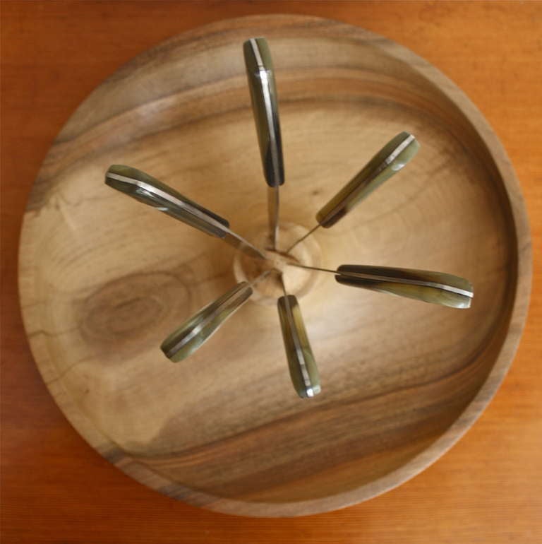 Modern Exceptional Square Edges Fruitbowl and Knives by Carl Aubock