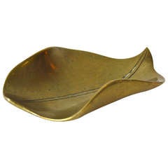 Loose Leaf by Carl Aubock