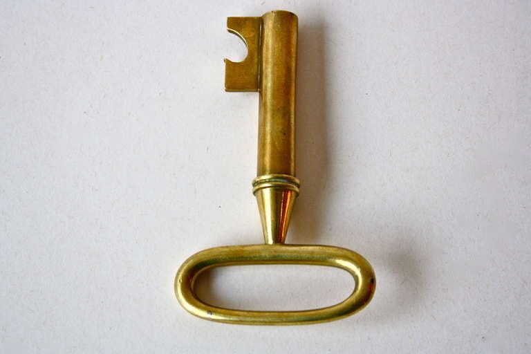 Corkscrew Key by Carl Aubock
