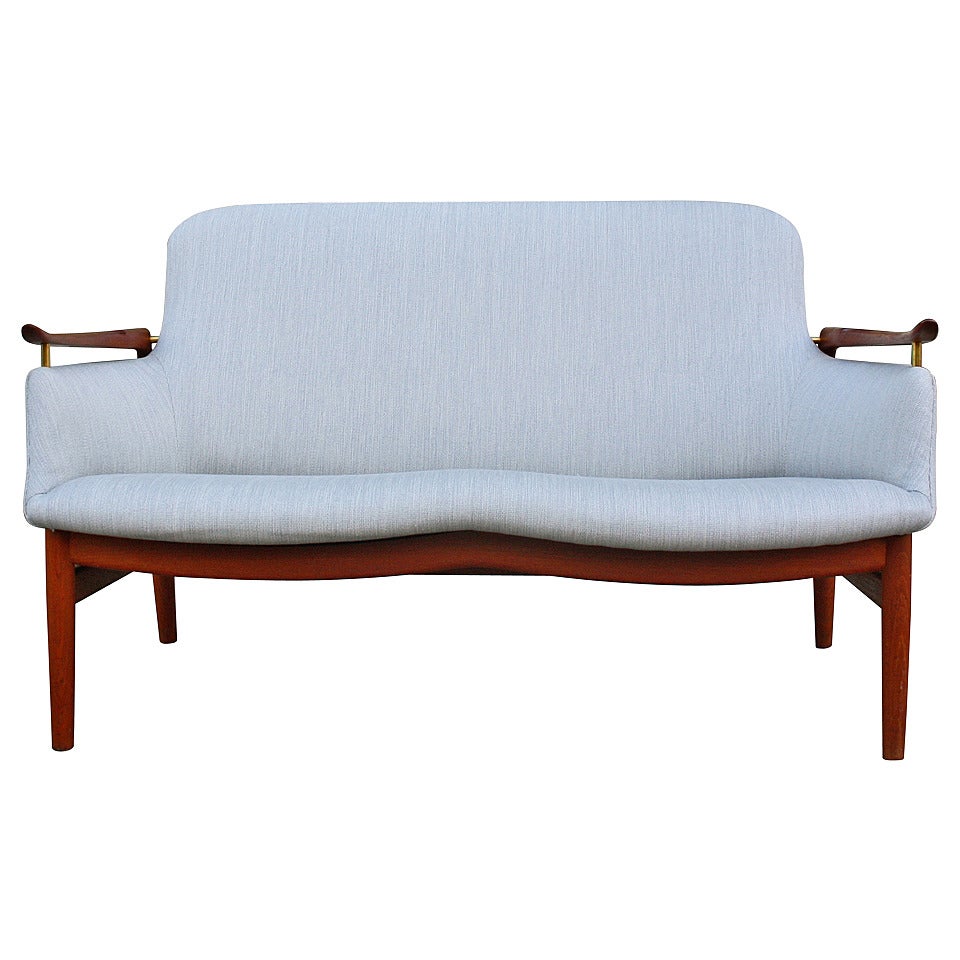 Finn Juhl NV53 Sofa