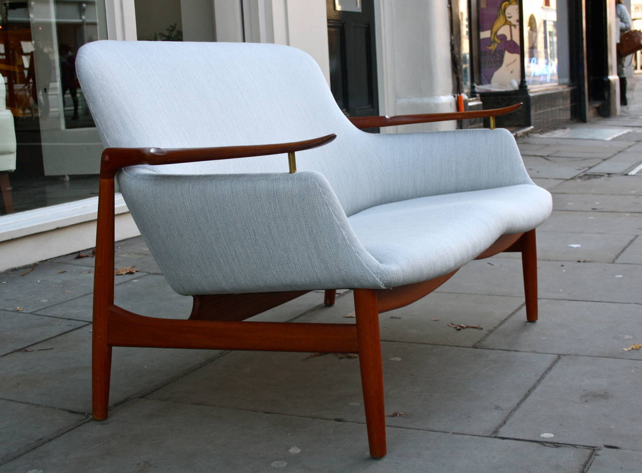 Finn Juhl NV53 Sofa 1