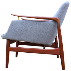NV53 Chair by Finn Juhl