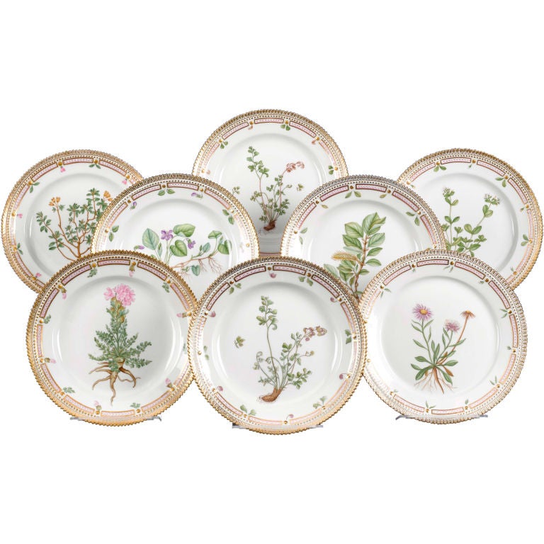 Set of Eight Flora Danica Dessert Plates