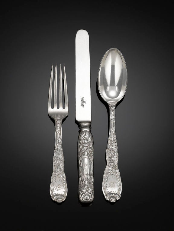 219-Piece Chrysanthemum Flatware Service by Tiffany & Co. In Excellent Condition In New Orleans, LA