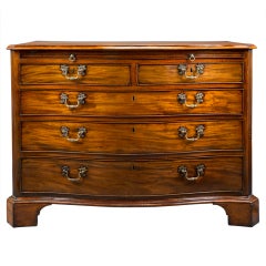 Georgian Mahogany Serpentine Chest