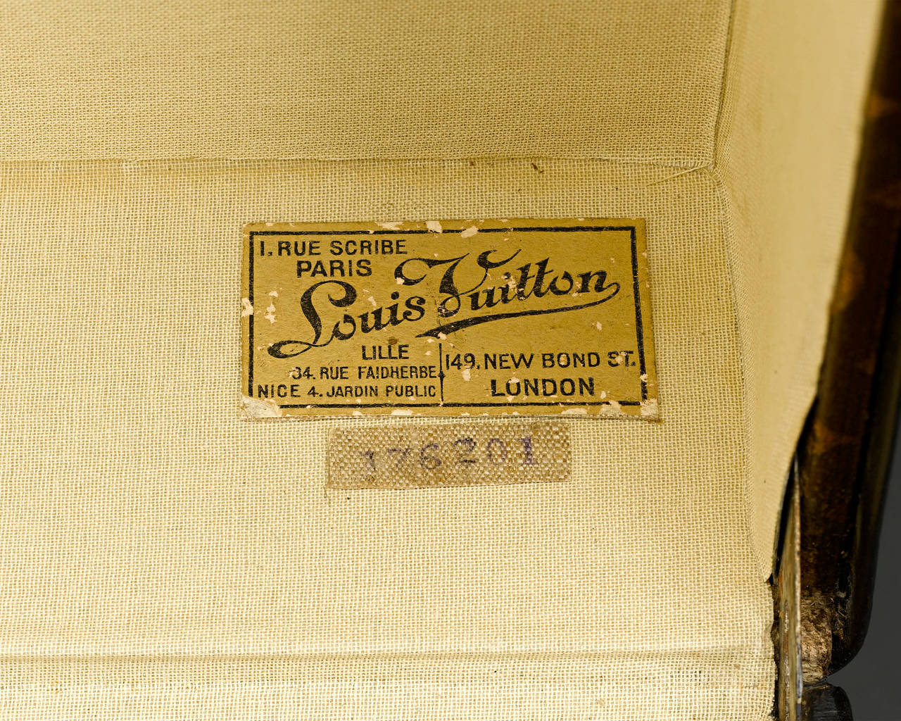 Louis Vuitton Hat Box at 1stdibs