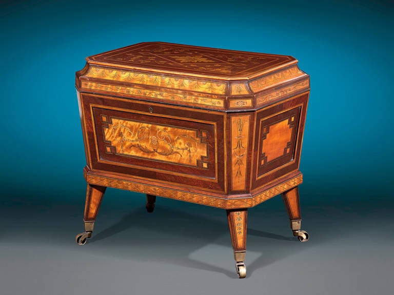 Satinwood and Mahogany Pedestal Sideboard Suite In Excellent Condition In New Orleans, LA