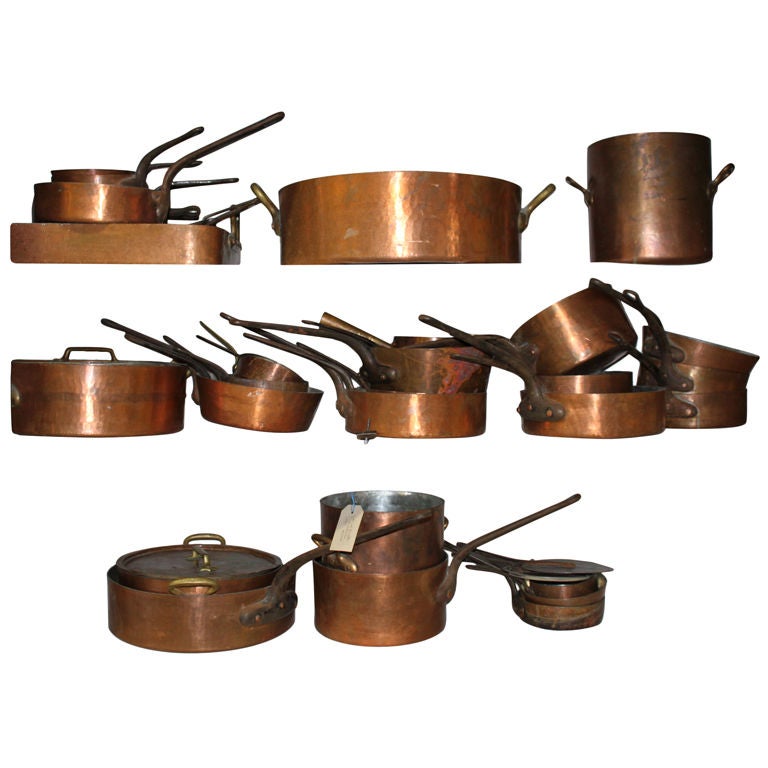 Set of Vintage Copper Pots - Cook Ware For Sale
