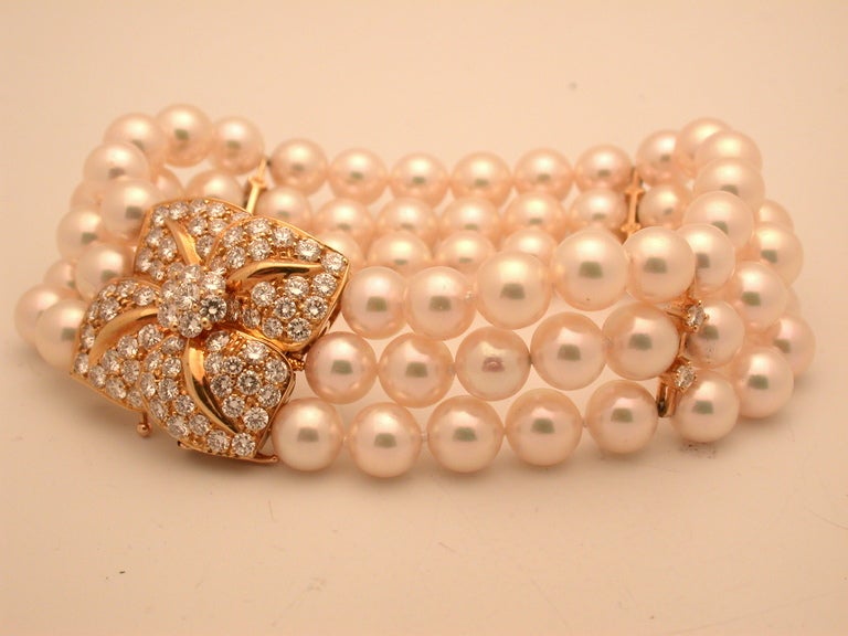 Contemporary Mikimoto Cultured Akoya Pearl Bracelet