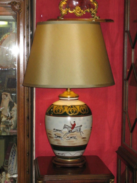 English Hunt Scene Signed Table Lamp For Sale