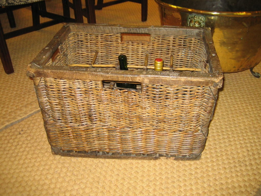 French Wine Carrier Basket In Good Condition In Middleburg, VA