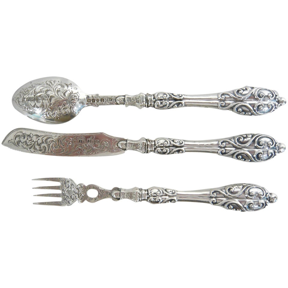 Beautiful English Early Victorian Silver Child's Christening Set For Sale
