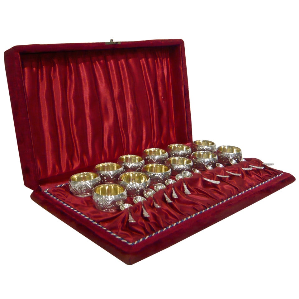 Set of 12 Reed 
Barton Silver-Plate Salt Cellars with Spoons For Sale