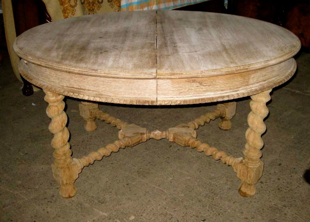 20th Century 1920's Flemish Bleached Oval Dining Table For Sale