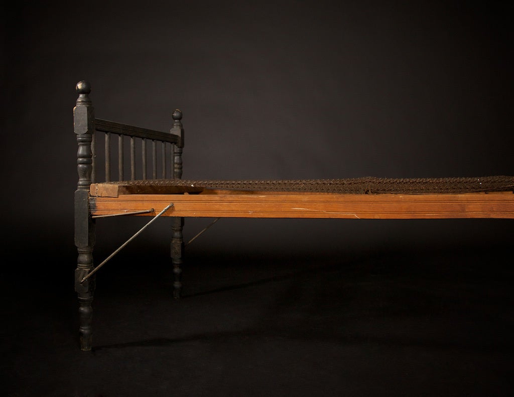 Arts and Crafts Folding Cot or Daybed, circa 1920