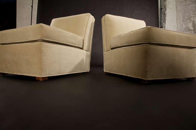 Mid-20th Century Pair of Art Deco Slipper Chairs, circa 1930-1940