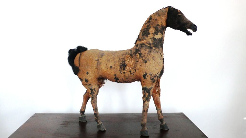 Burlap Horse In Distressed Condition In New Rochelle, NY