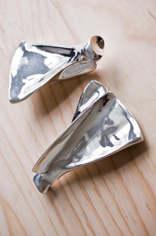 pair of silver-plated salad tossers<br />
edition of 100 pairs