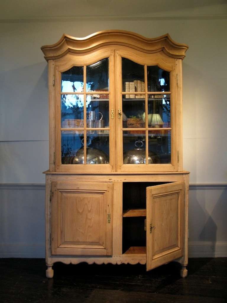 19th Century Bleached Oak Buffet Deux Corpes In Good Condition In Gloucestershire, GB