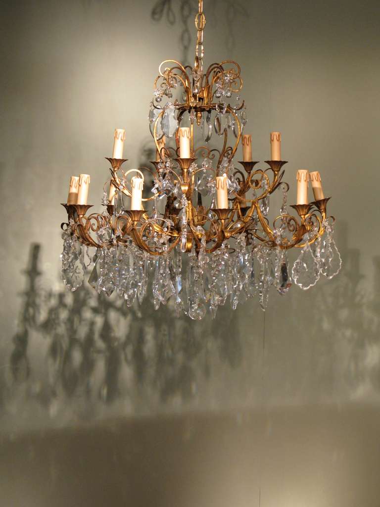 Elegant 1940s Fifteen Light Italian Chandelier At 1stdibs A Good Quality And Recently Rewired To Uk Standards Circa 1940s 50s Italian