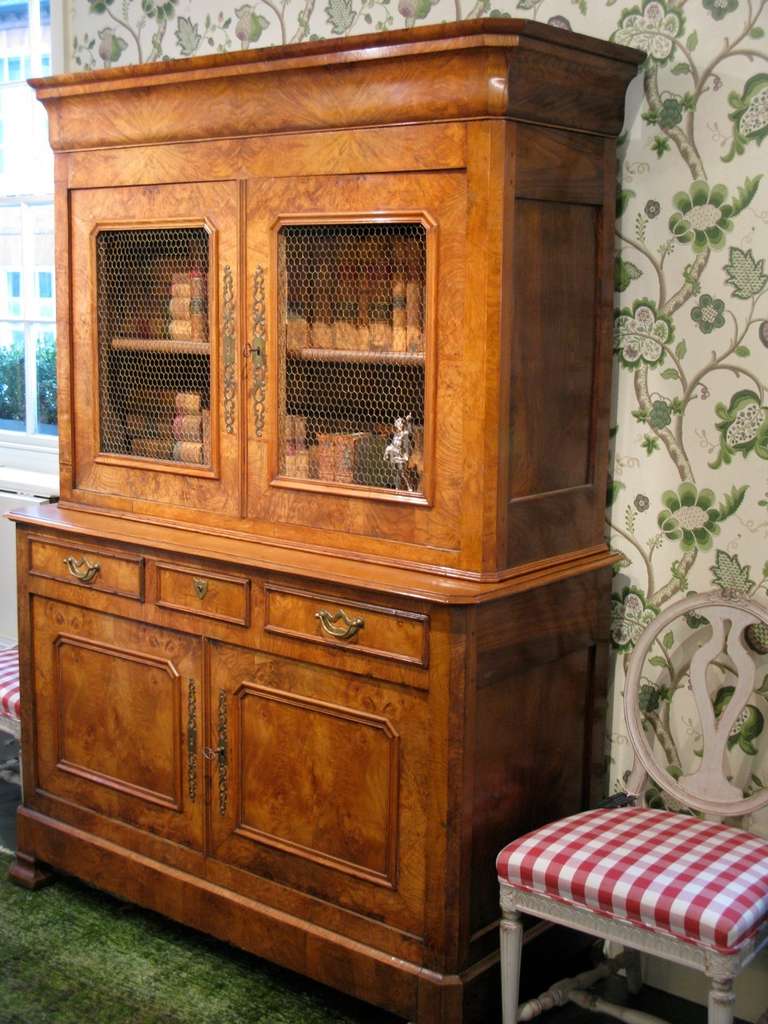 A good quality 19th Cent French Buffet a deux Corpes 6
