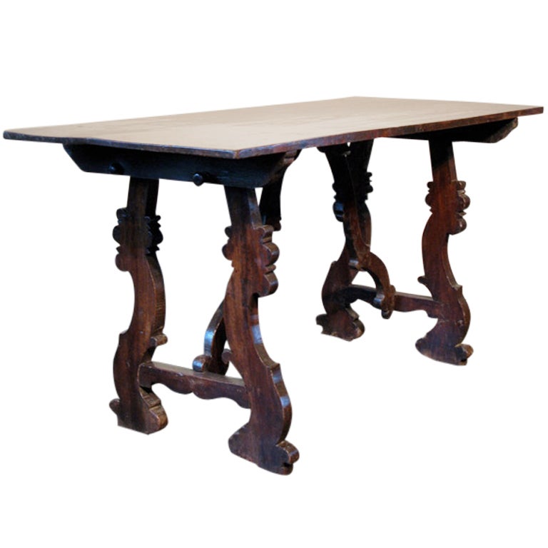 19th Century Spanish Walnut Occasional Table For Sale