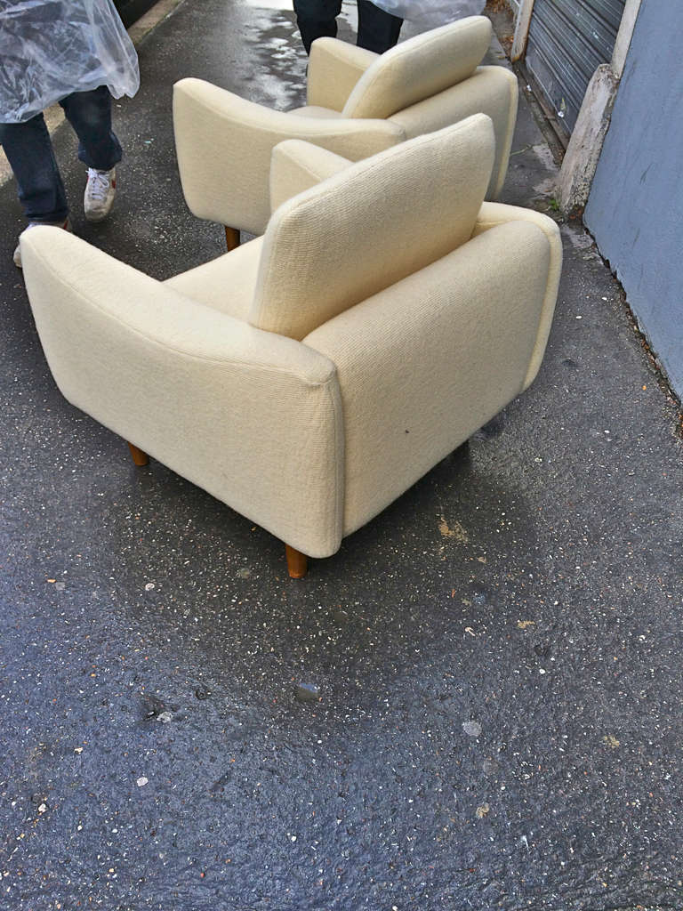 J.A. Motte for Steiner Rare Pair of 1950s Lounge Chairs, Newly Reupholstered For Sale 1